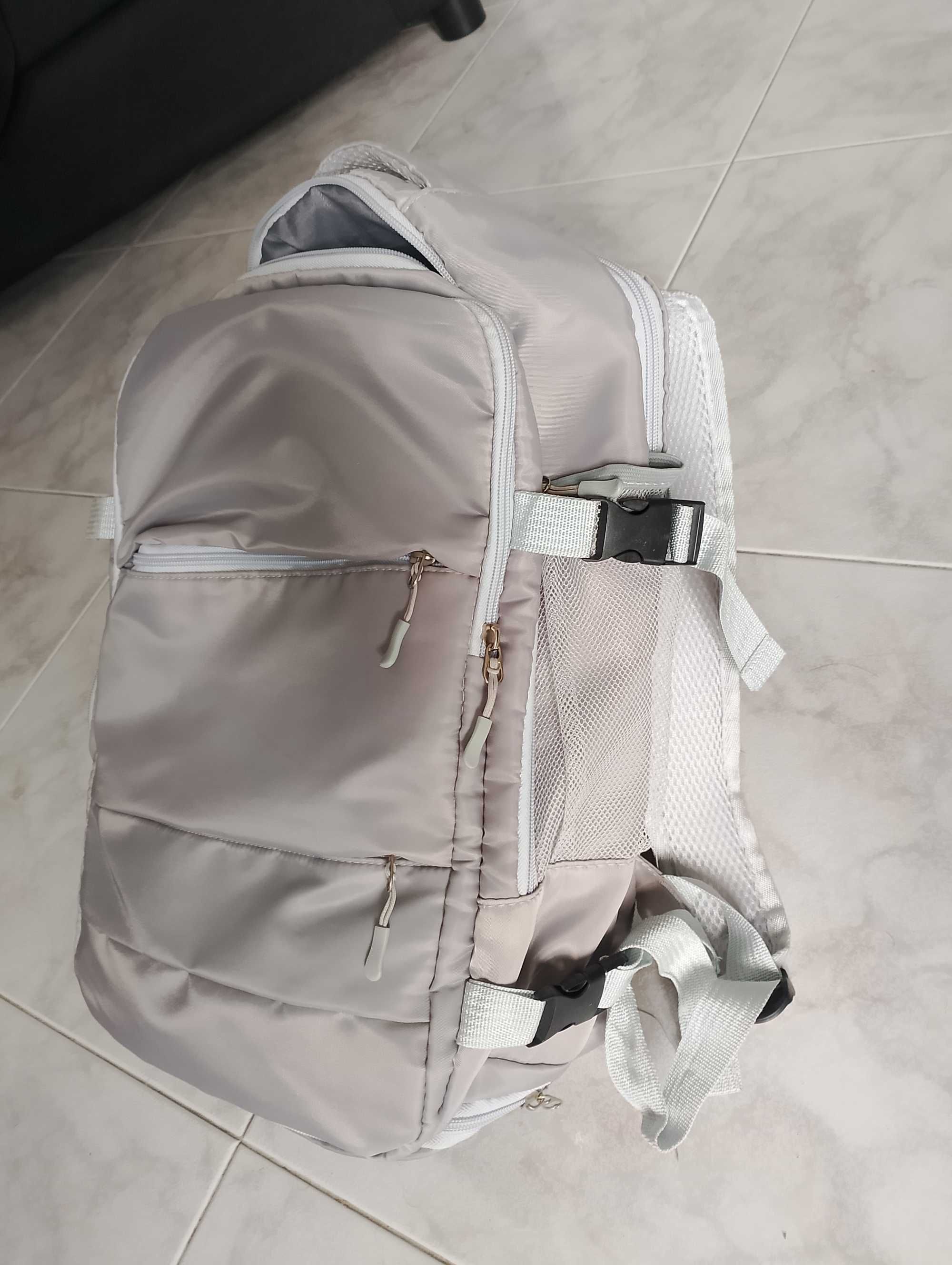 Mochila De Viagem/Computador e muito Resistente