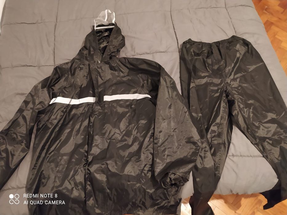 Mochila e Capa de chuva para estafeta