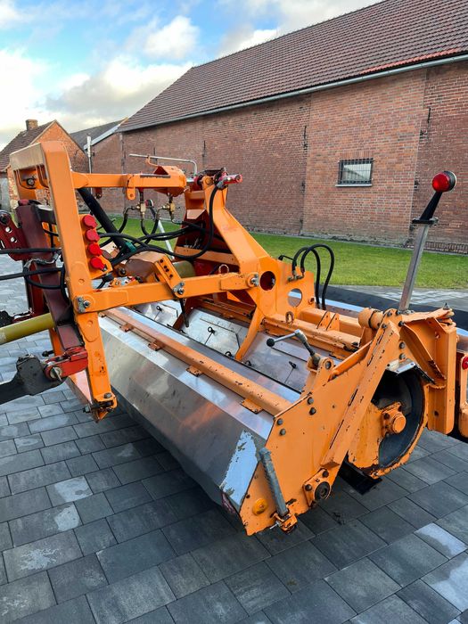 Zamiataka Wirnikowa blust Plug