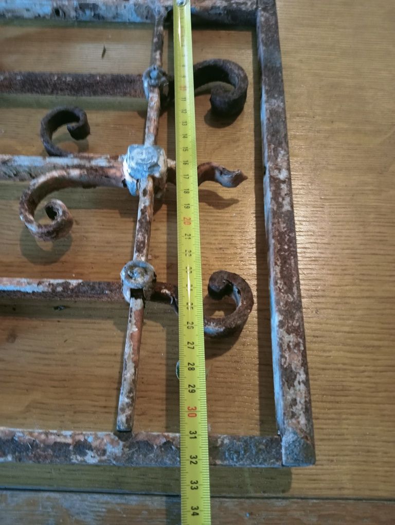 Grade antigas em ferro forjado