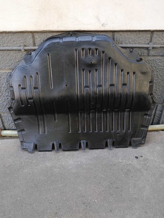 Resguardo do motor Volkswagen polo 9n Seat ibiza 6l