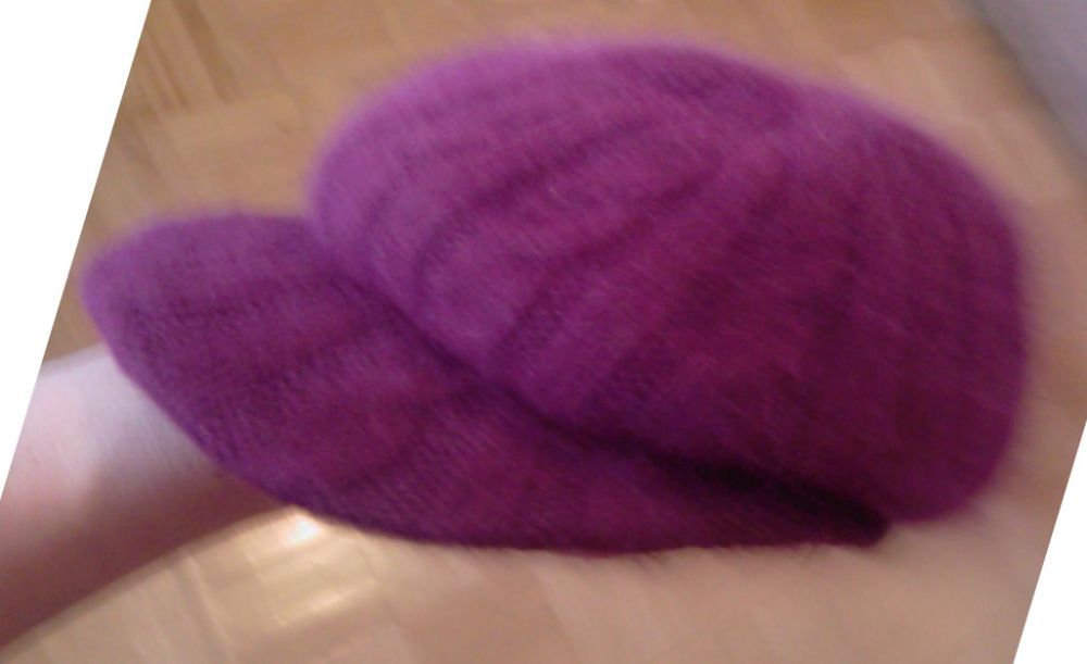 Kaszkiet, czapka wełniana bordowa H&M