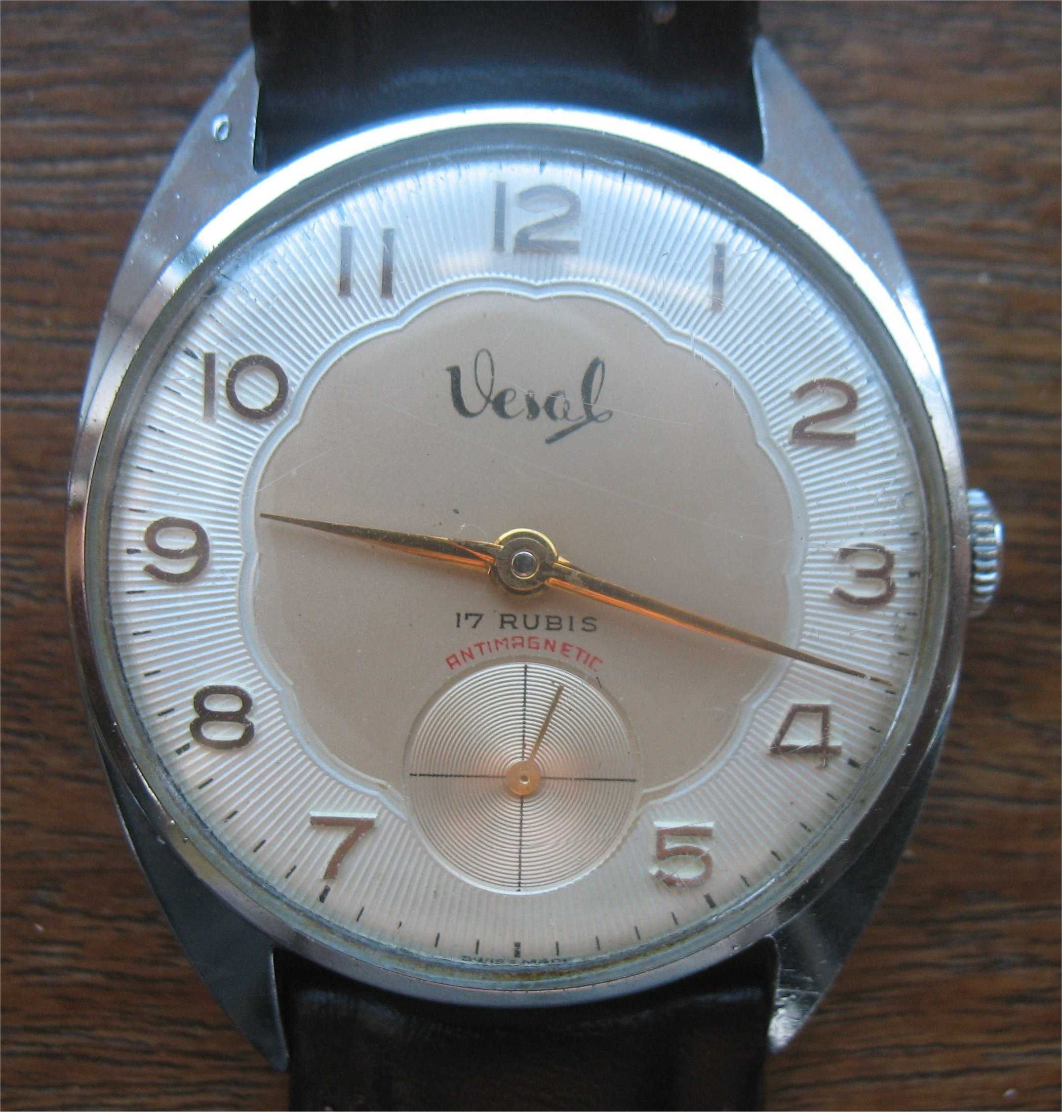 Relógio de corda Vintage - Vesal - Antimagnetic - 17 Rubis- Swiss Made