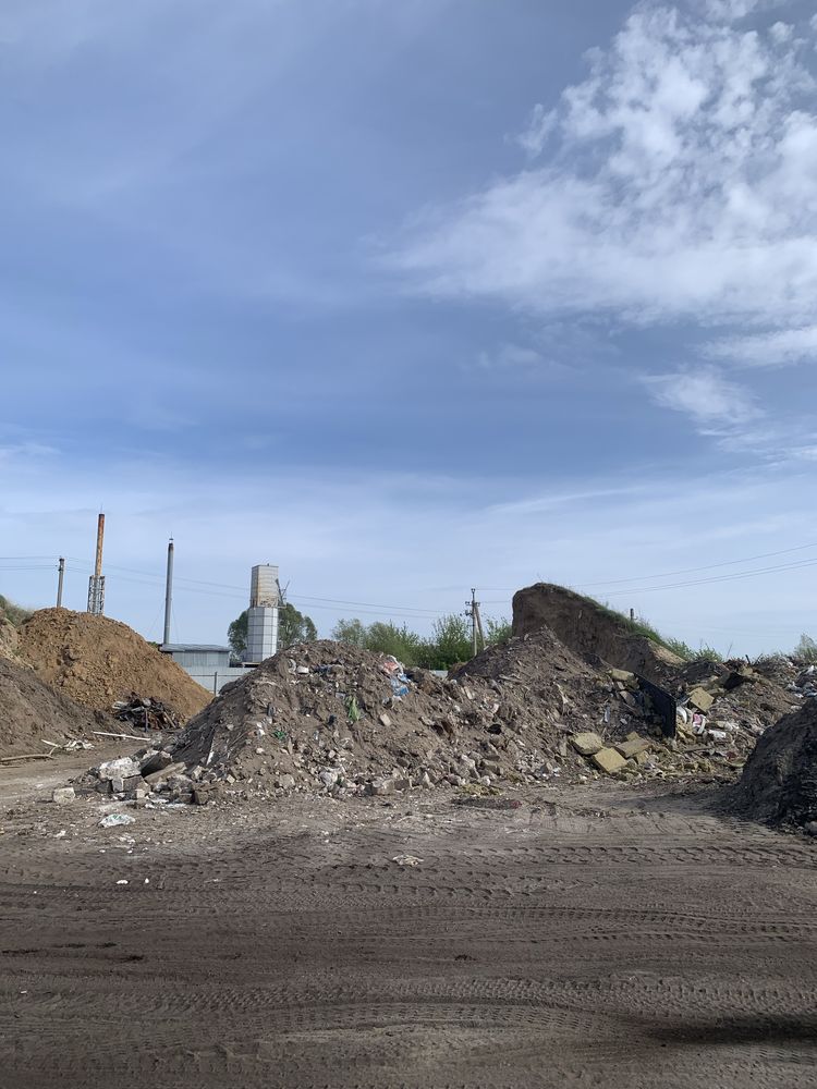 Продаю,чернозем,грунт,песок,щебень