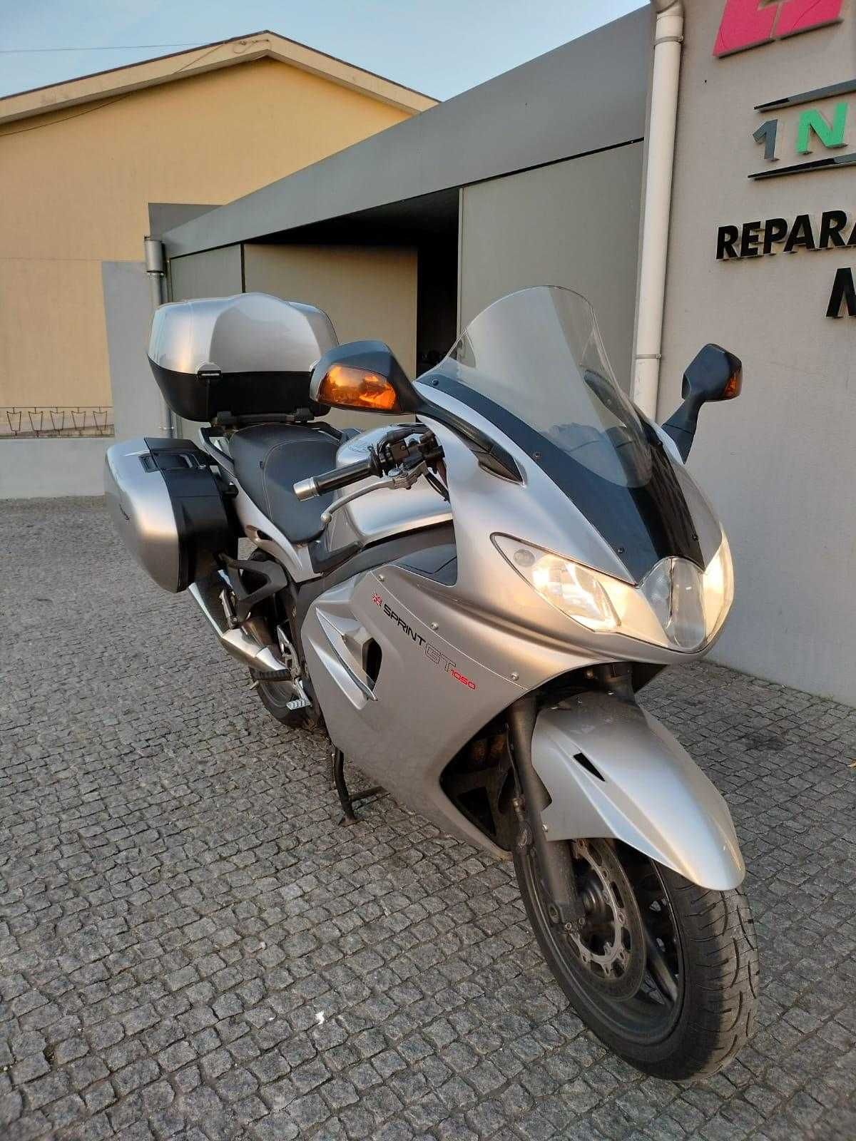 Mota Triumph GT 1050