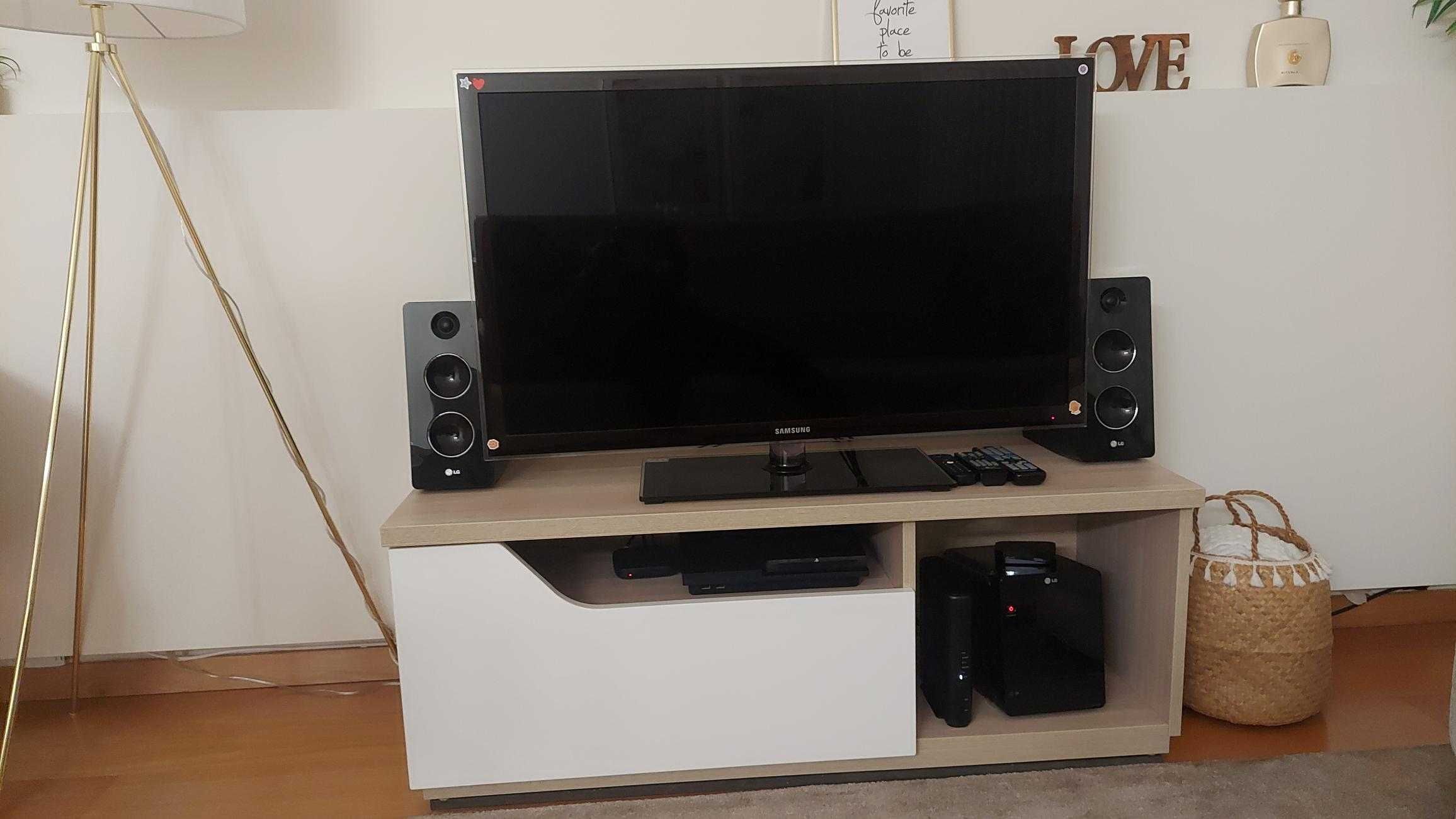 Consola para Televisão com gaveta
