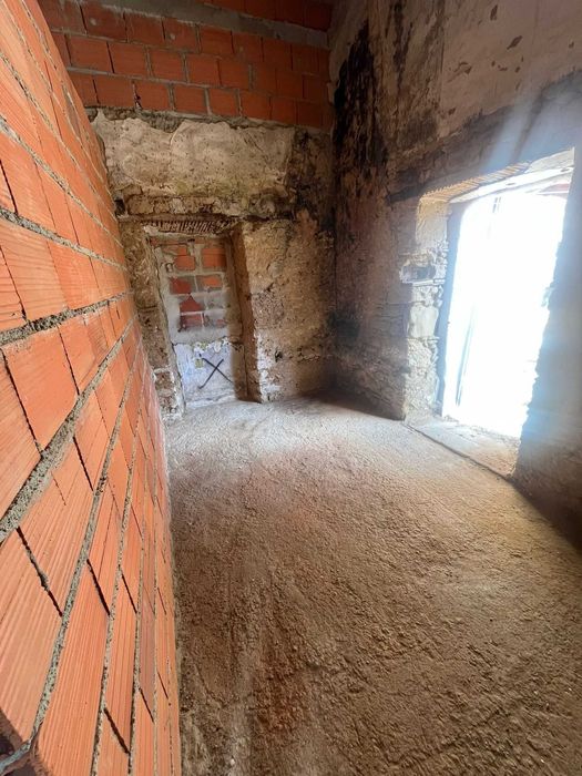 Moradia Independente com terreno no Gaio - Vimeiro Alcobaça