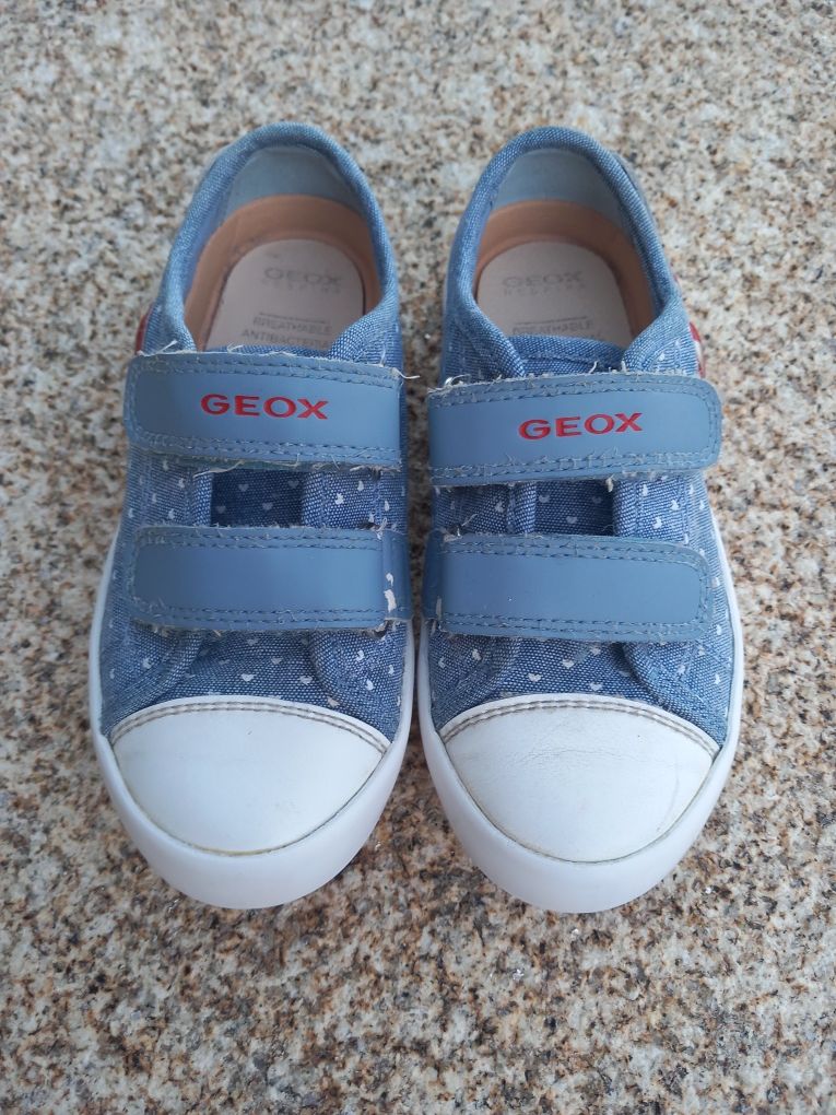 Sapatos Geox T27