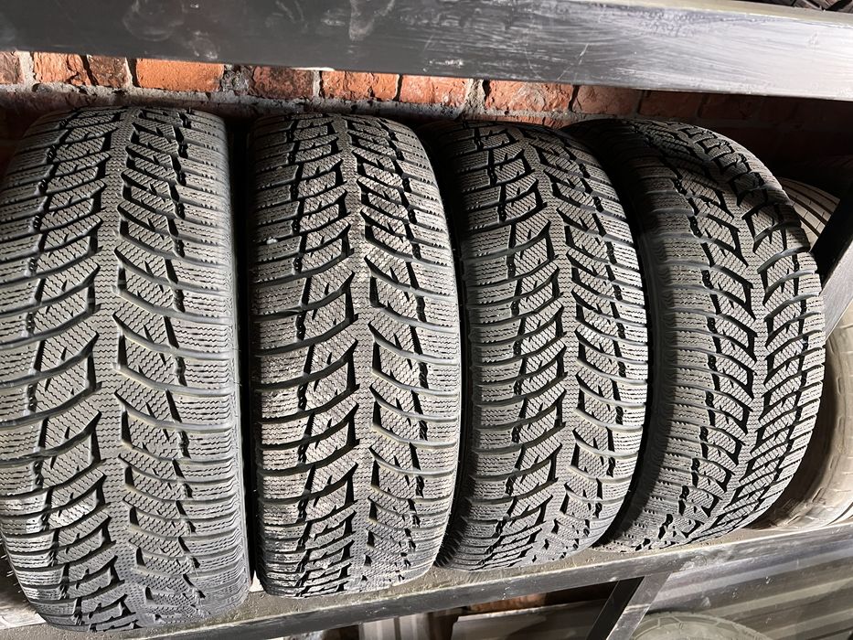 Шини зимові 215/55r16 doblstar