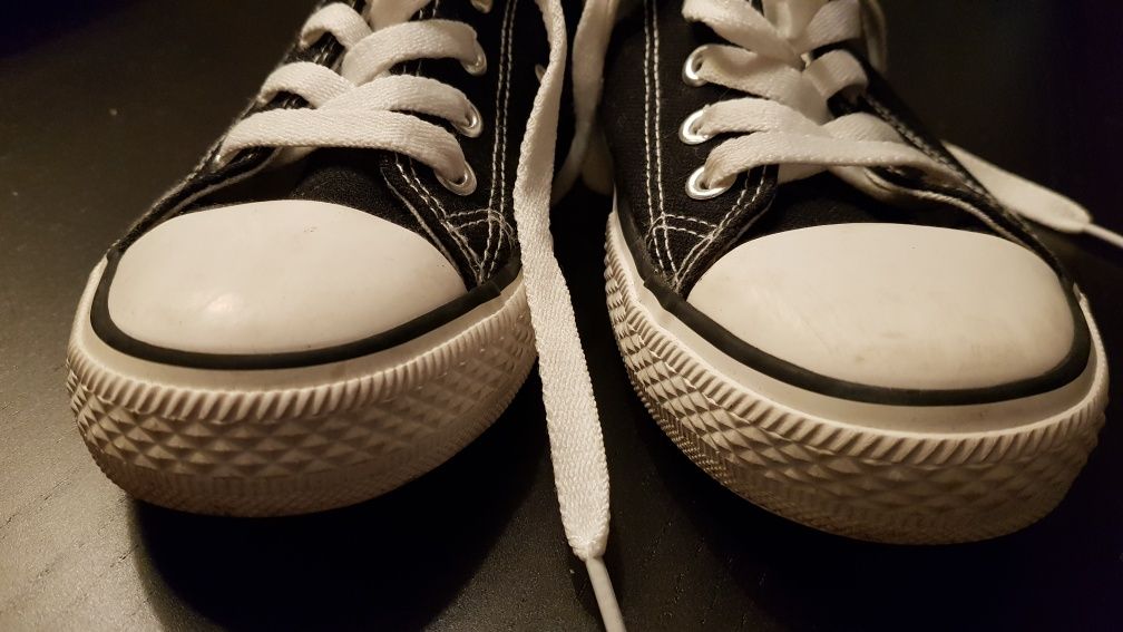 Sapatilhas menino do género das Converse All Star