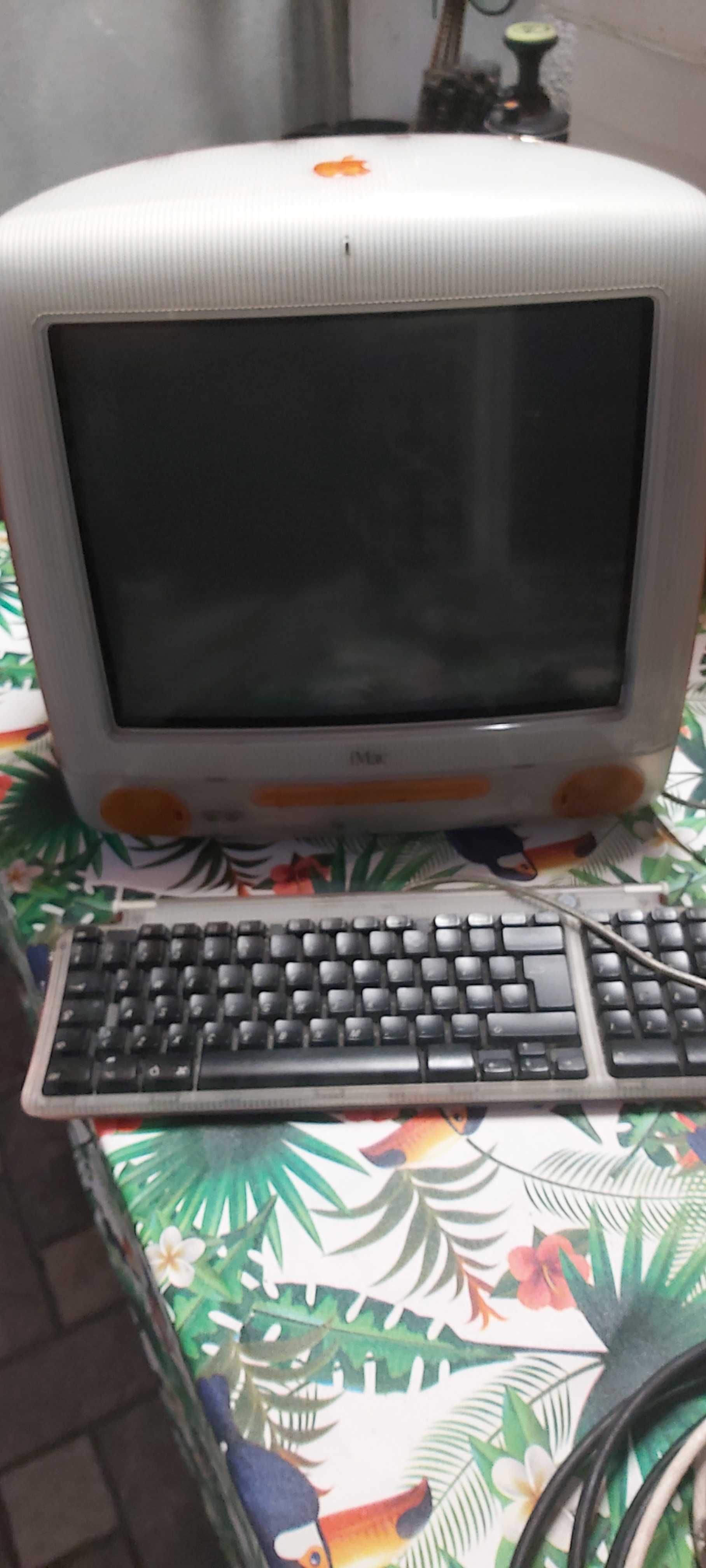 IMAC G3 com teclado e rato originais