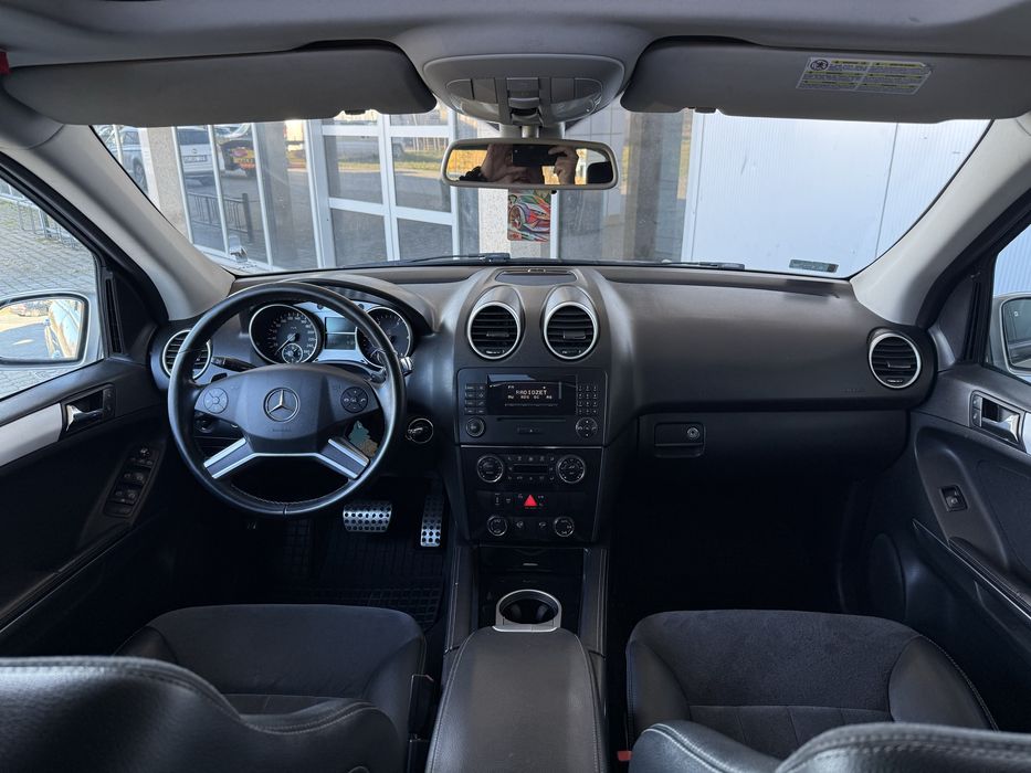 Mercedes ML420 CDI 306KM *4x4* Pneumatyka* Alkantara*Xenon*Hak*Sliczny
