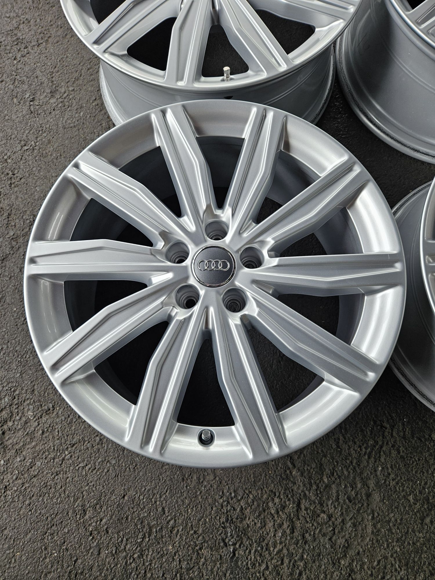 Alufelgi Felgi Audi S-Line 19 Cali 5x112 8J19 ET39