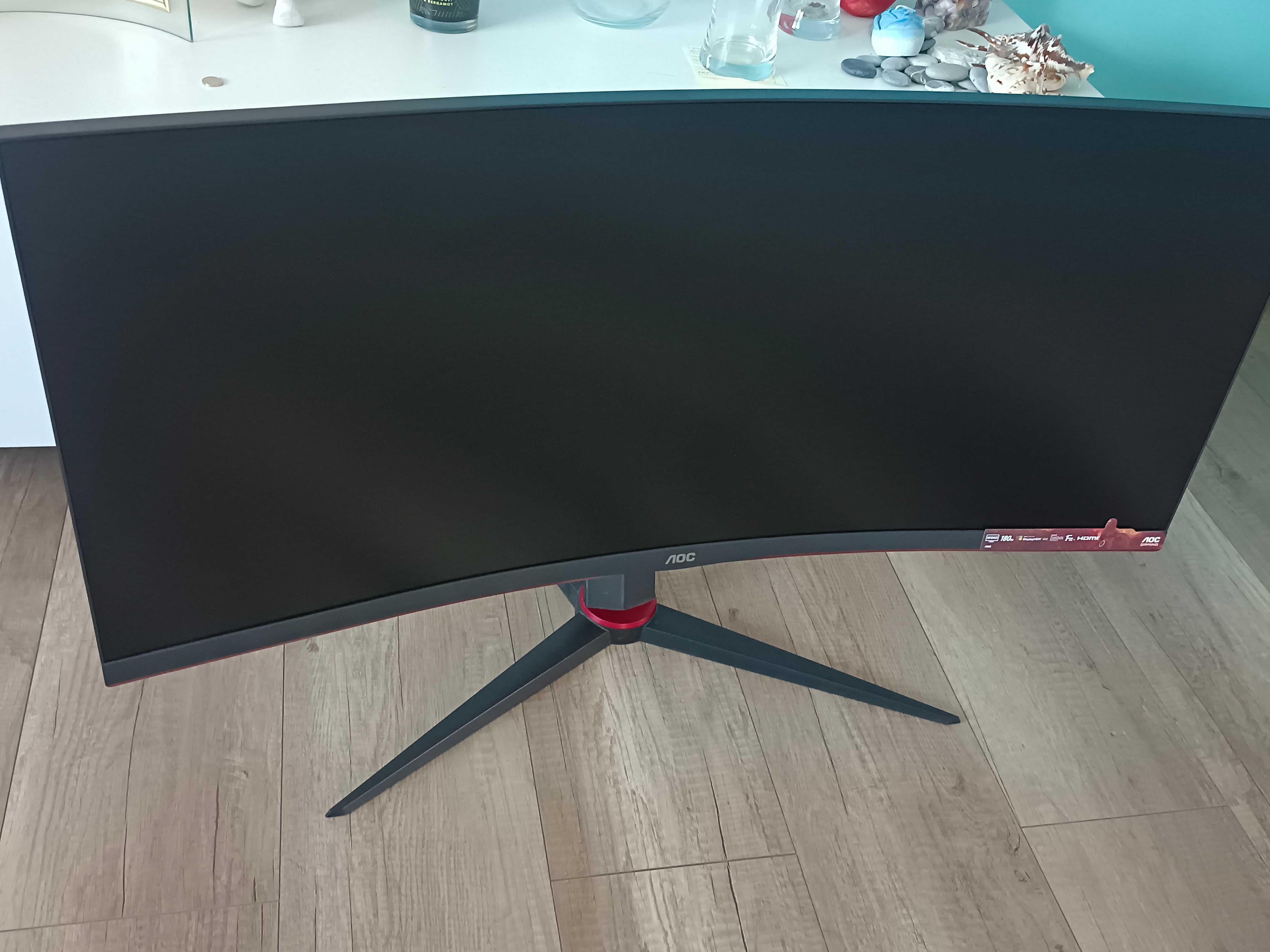 Monitor 34 cale AOC  gaming