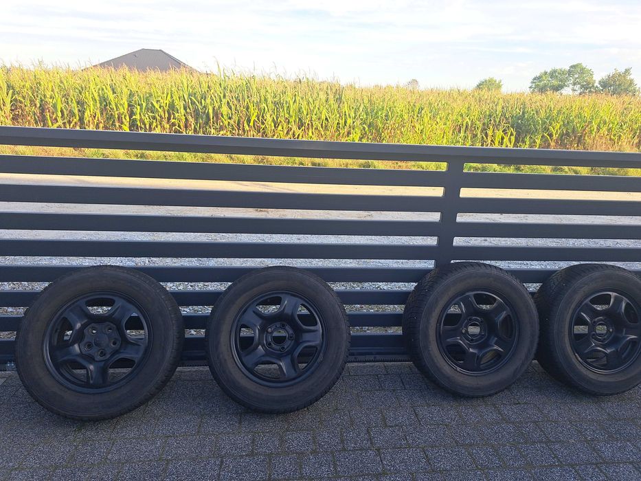 Oryginalny Komplet opon zimowych 16"+felgi, jeep compass, swietny stan