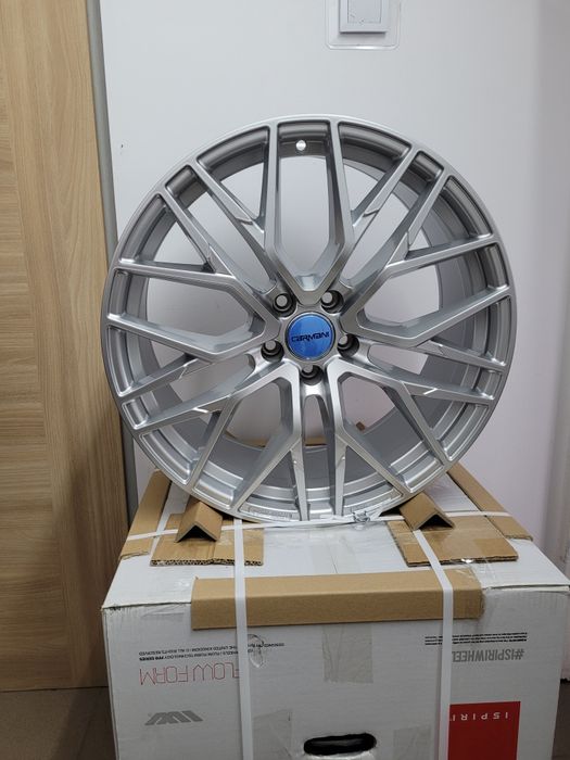 Nowe felgi Carmani ca20 18 cali 8j et39 5x112