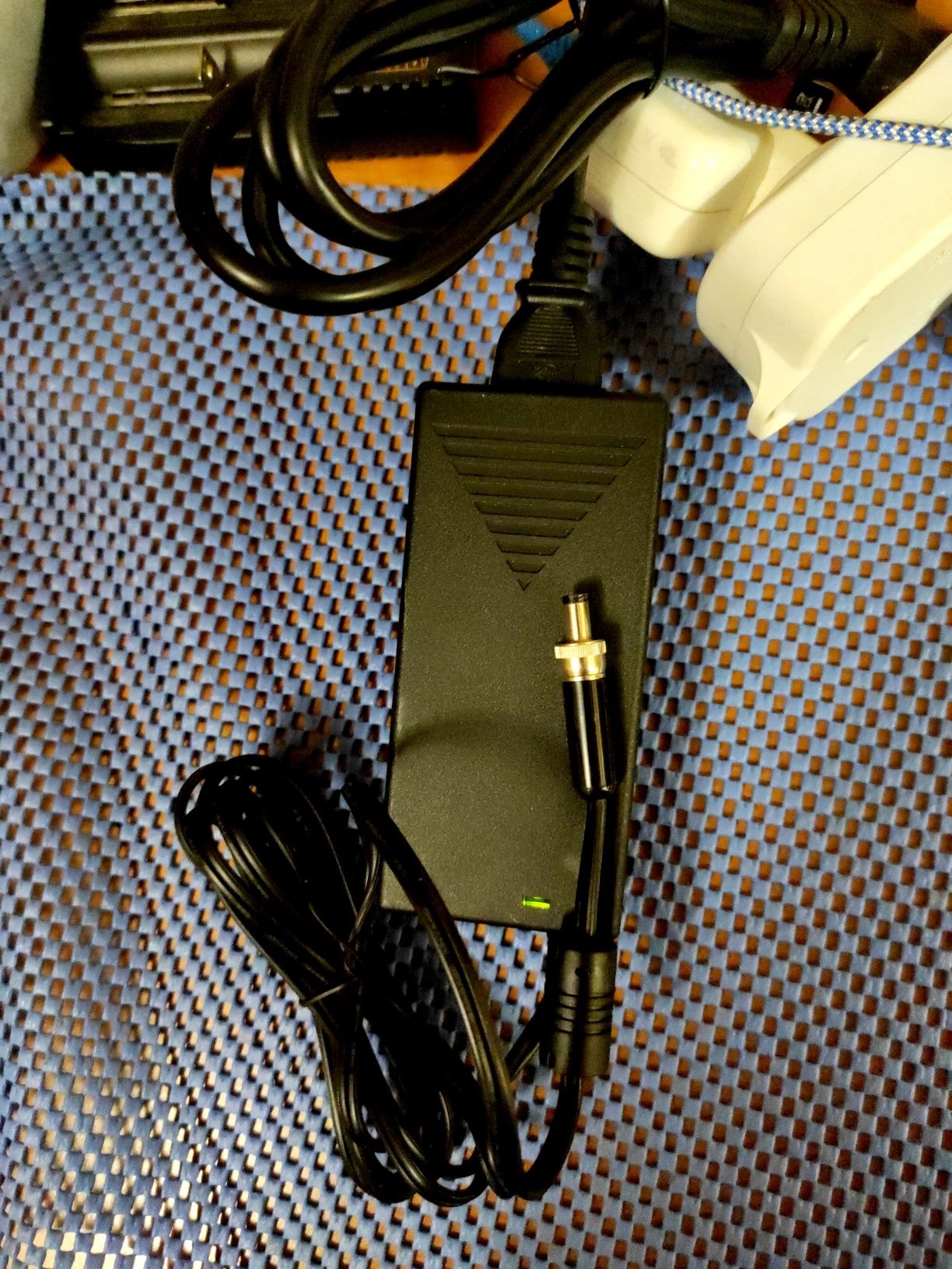 Блок живлення з 220V на  12V, 5A