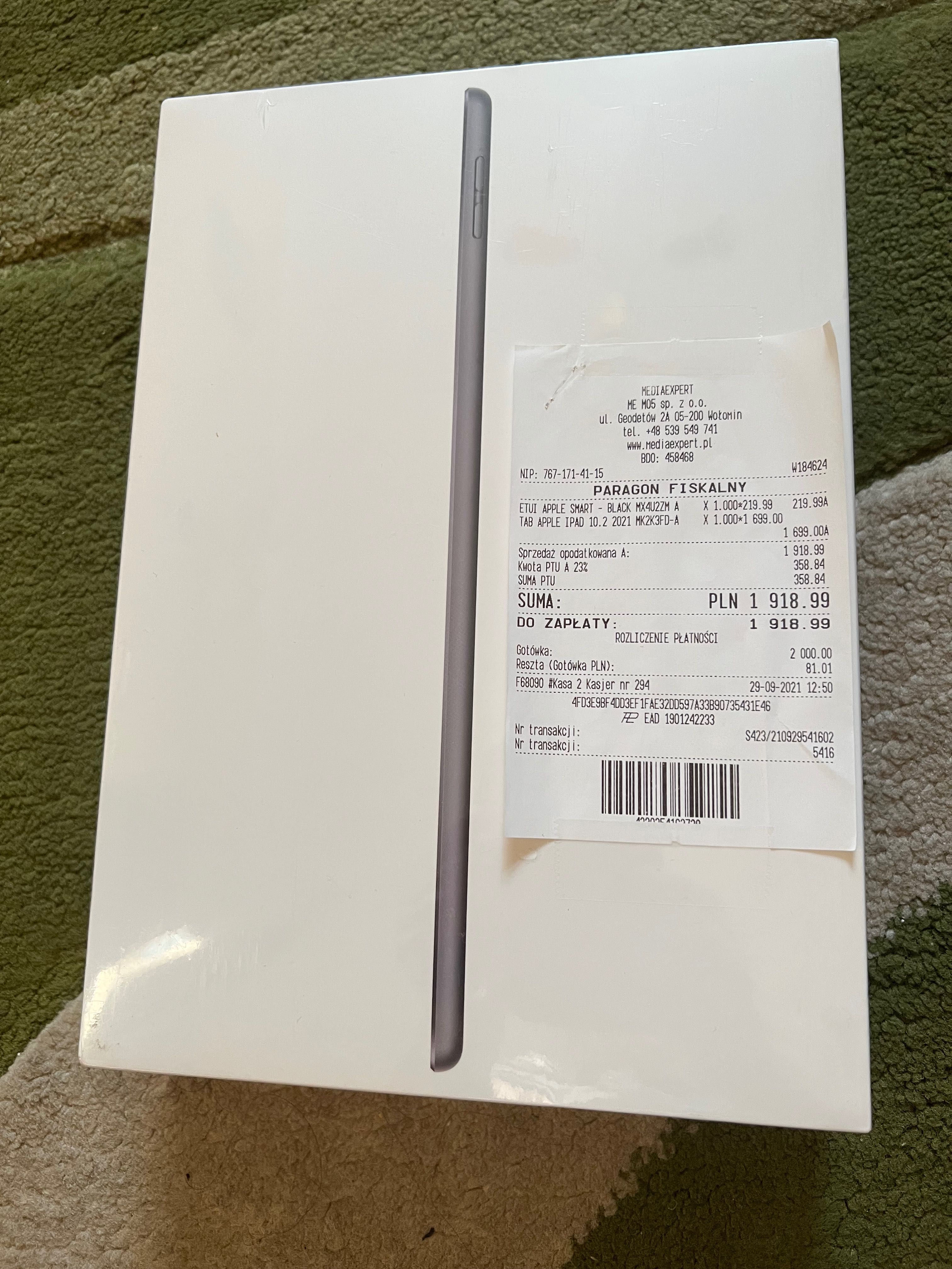 Nowy Apple iPad 9gen 10.2  2021  64 GB WiFI i  z etui nowymodb osobist