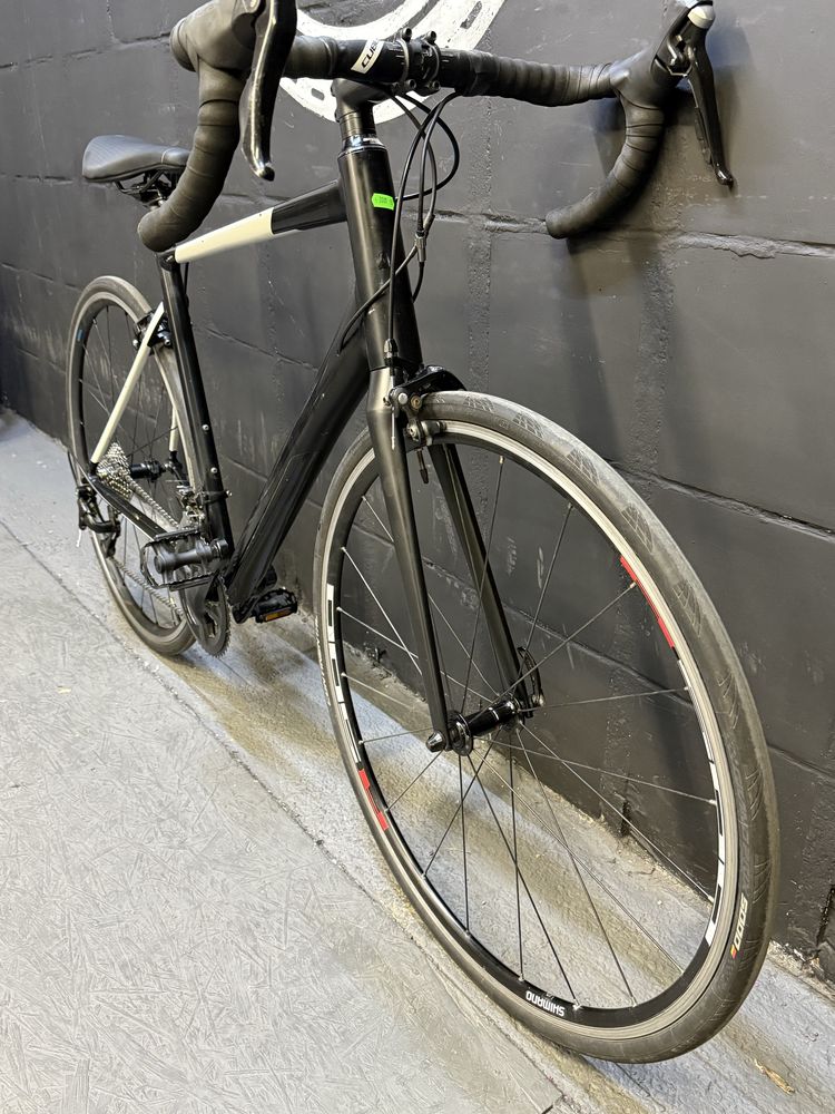 Rower szosowy Cube Attain SL Shimano 105 55 cm Urban Bikes