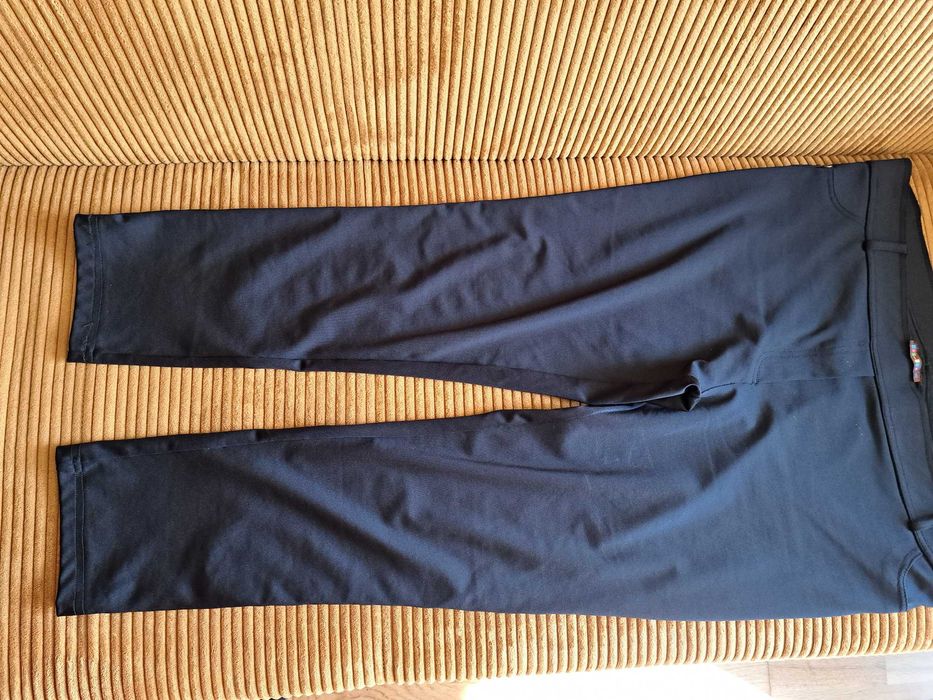 spodnie czarne rurki super gat. 46-50