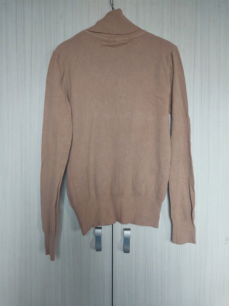 Beżowy golf vintage TU