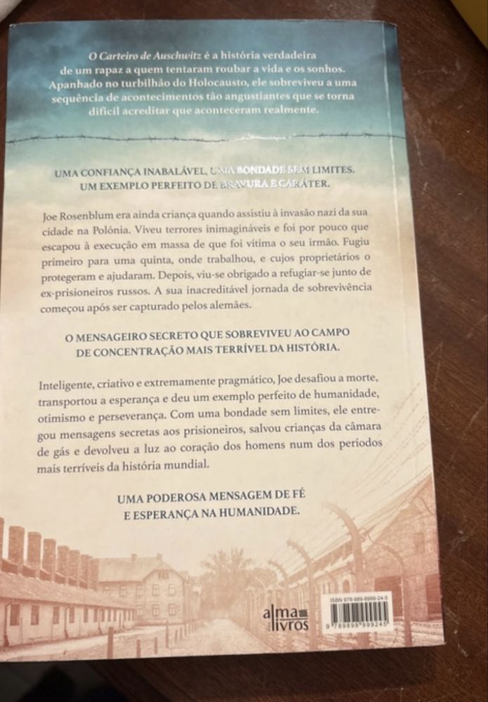 Livro: o Carteiro de Auschwitz