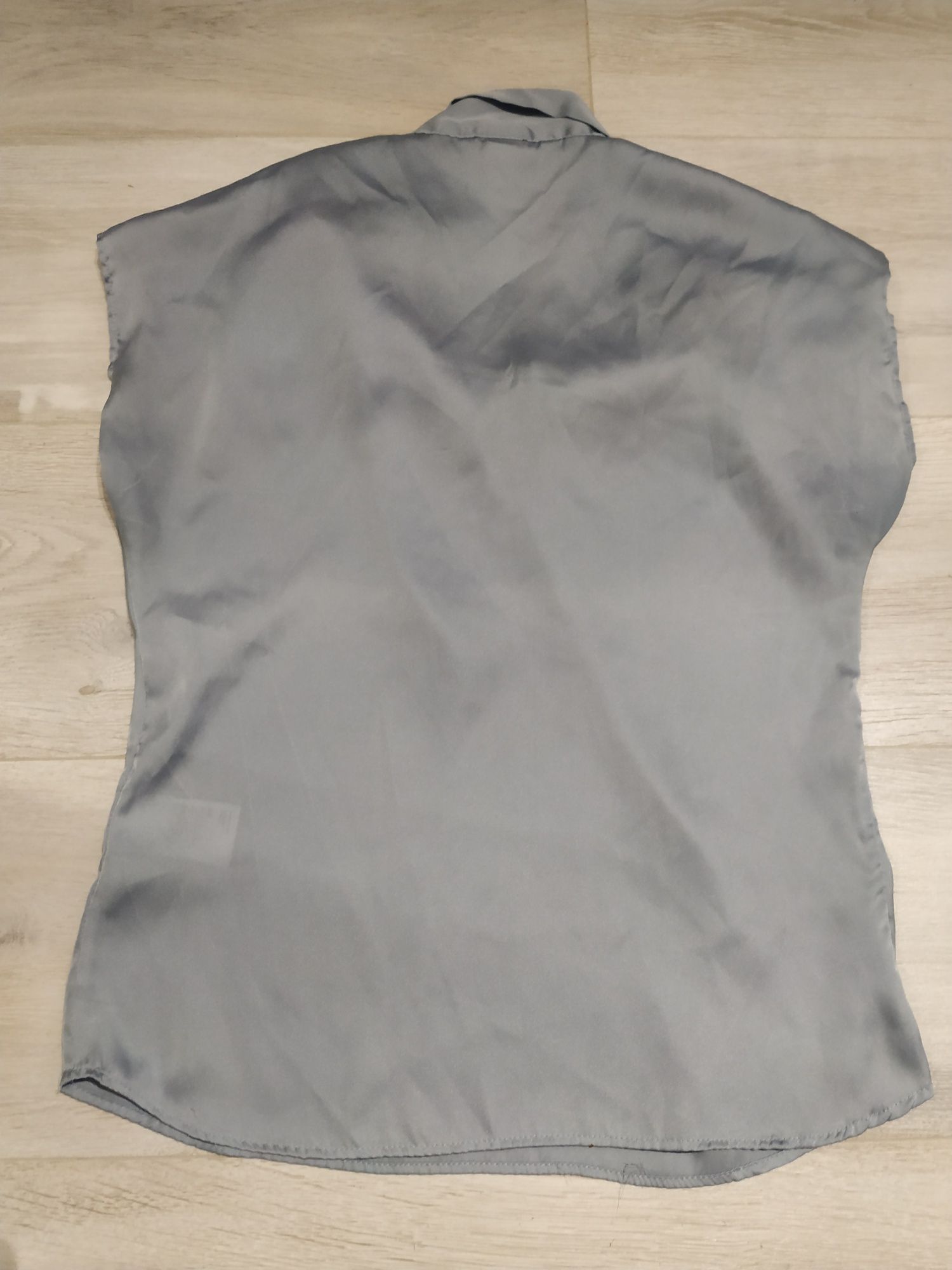 Satynowa bluzka H&M rozm. 34