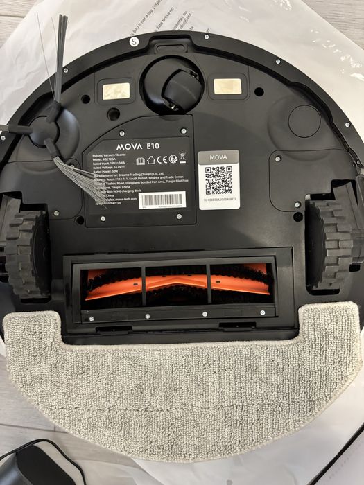 Продам робот пилосос Dreame Mova E10