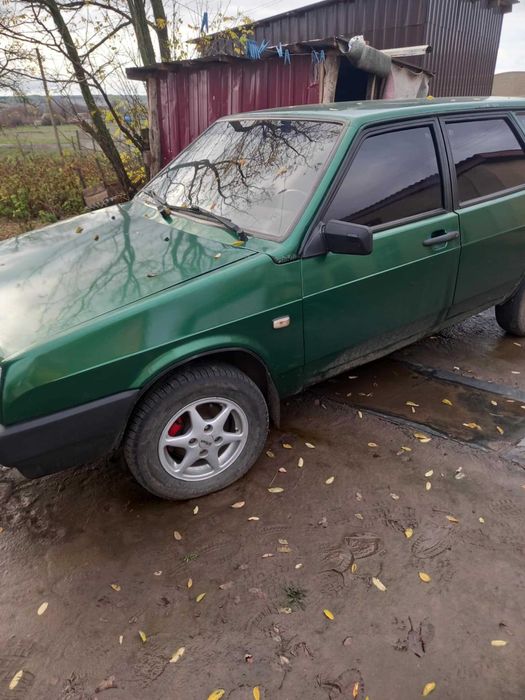 Авто ВАЗ 2109 1999 року в хорошому стані