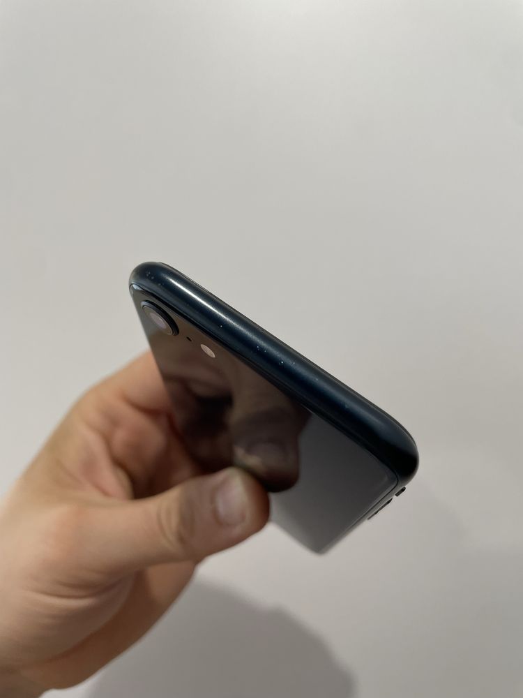 iPhone SE 3 iCloud lock екран ідеал камера модуль корпус