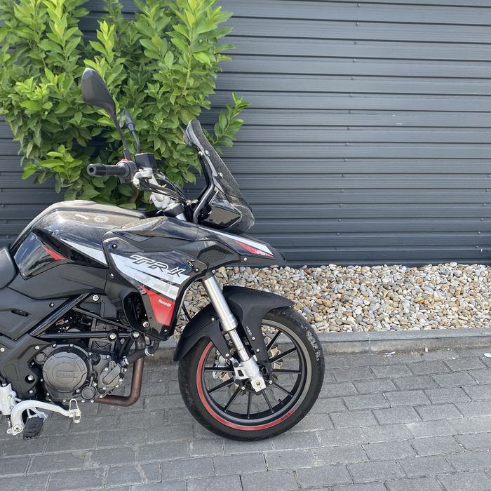 Benelli TRK 251 usada