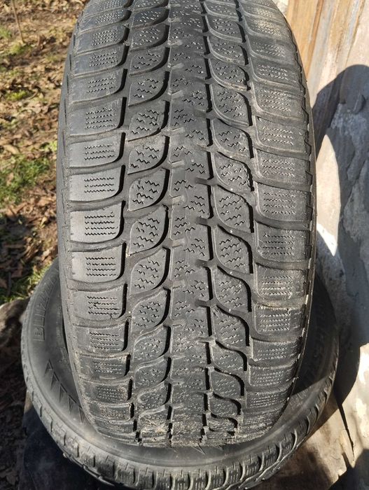Продам зимові шини 215/55/r16 пара