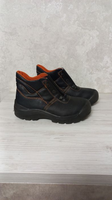 Черевики-ботінки 38 р.