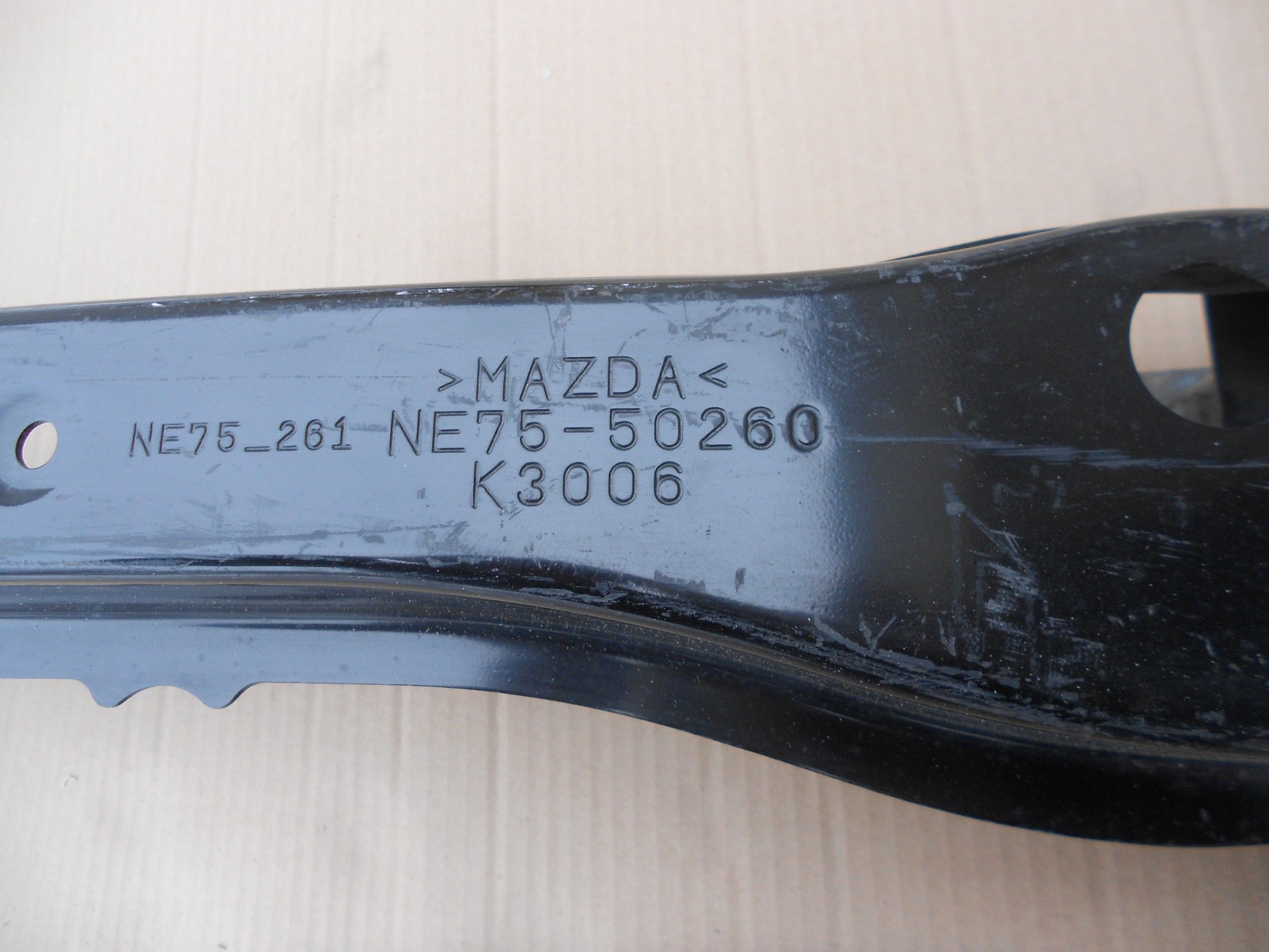 Mazda MX-5 2005-2014 усилитель бампера задний новый NE75-50260