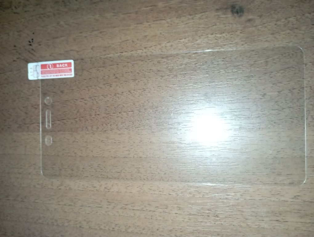 Продам захисні стьокла на Xiaomi.