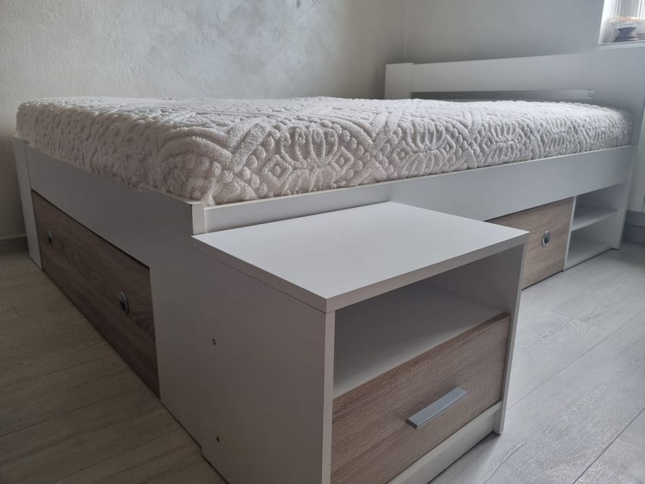 Łóżko 140 + stelaż 140 + szafka nocna + szuflady