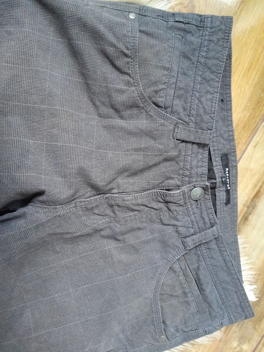 Spodnie męskie w kratkę Reserved L