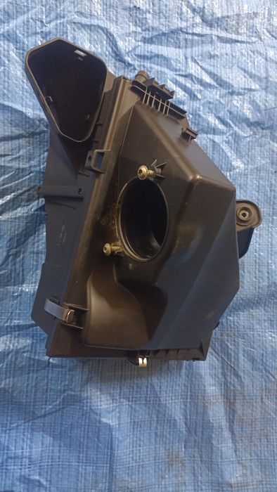 Корпус повітряного фільтра BMW 3 E90 E91 2005-2012  р. 2.0 D N47 177кс