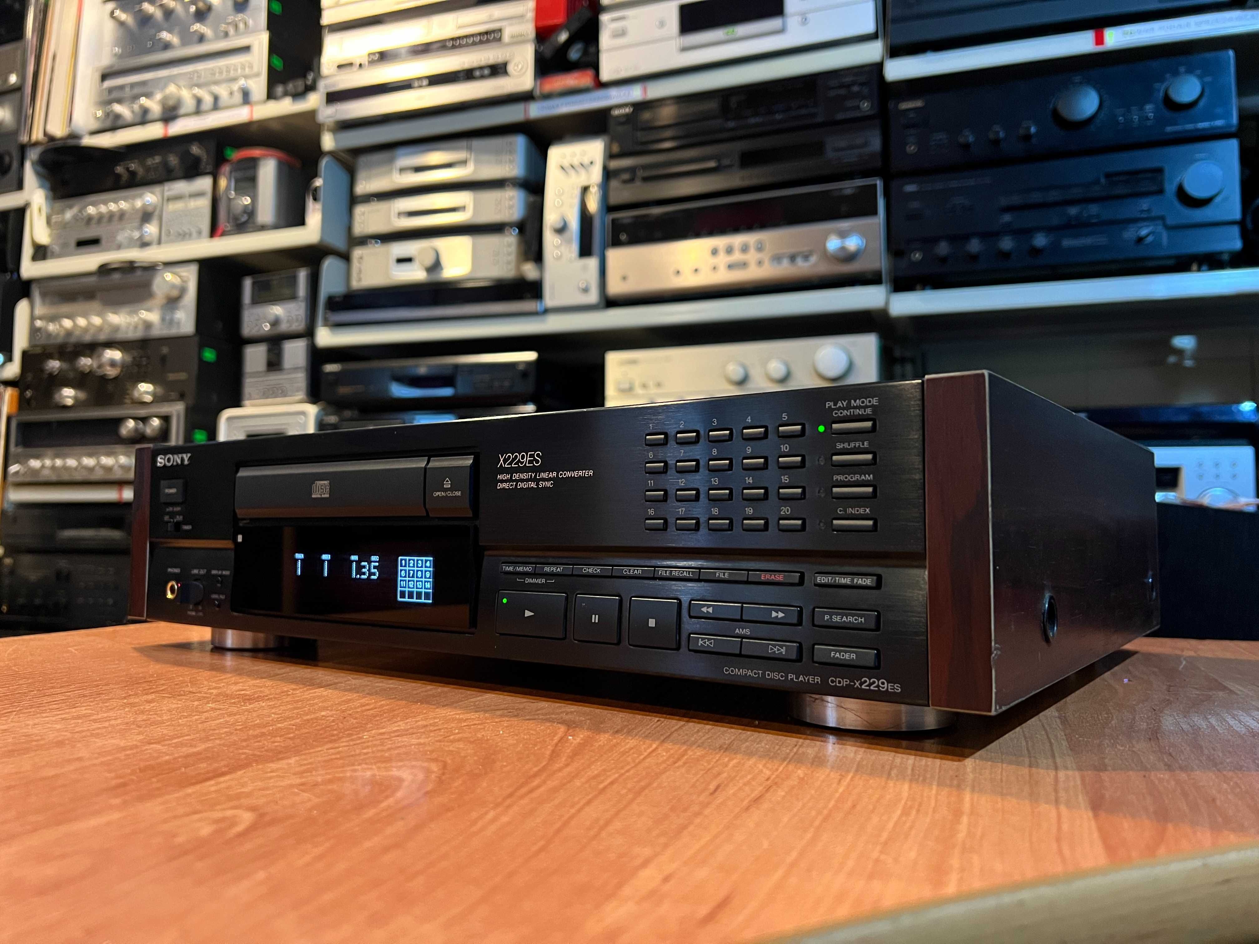 Odtwarzacz płyt CD CDP-X229ES Audio Room