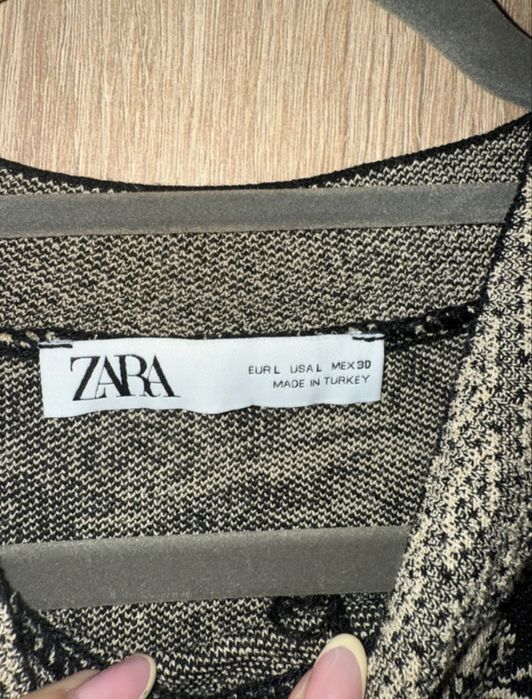 Zara sukienka jesienno -zimowa beżowo- czarna L