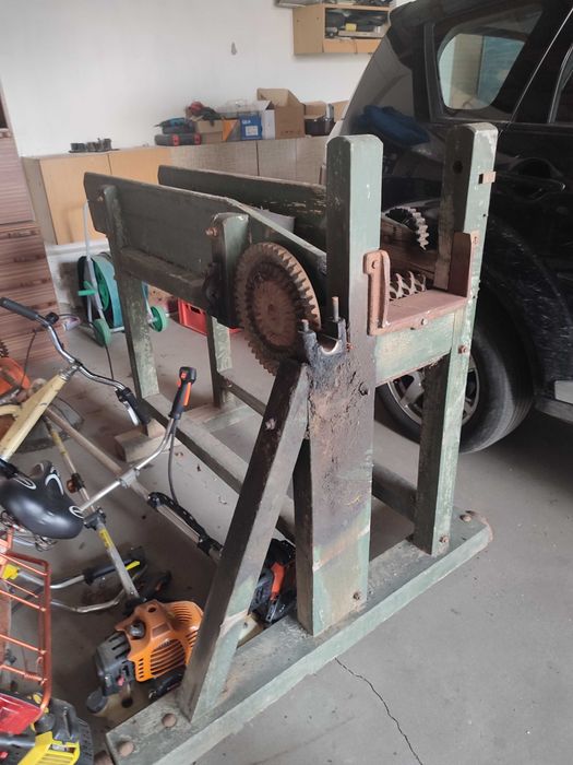 Sprzedam sieczkarnie.