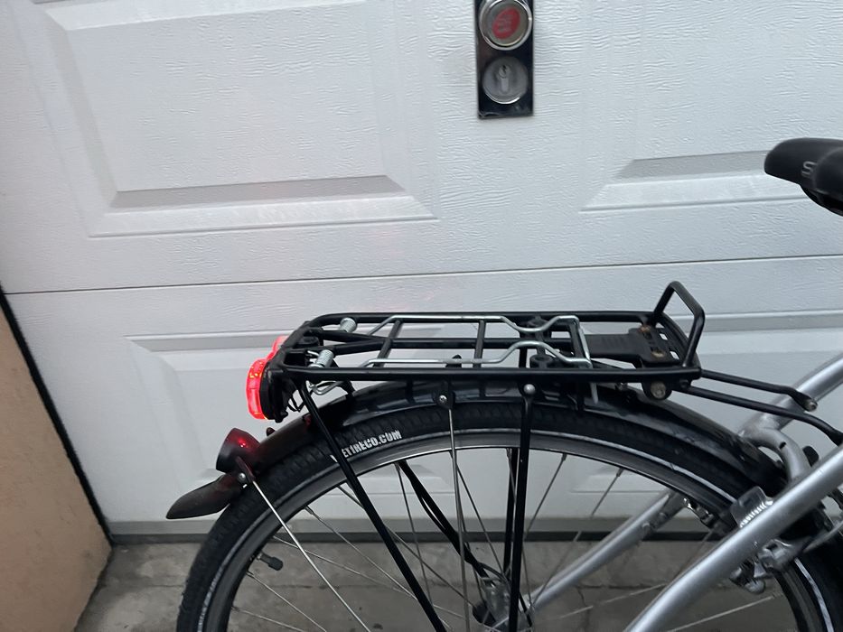 Жіночий електро велосипед