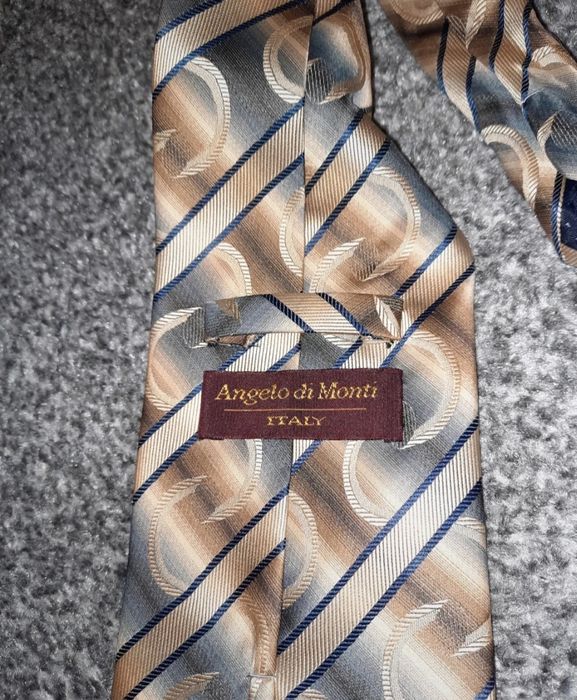 Krawat wzory jak nowy