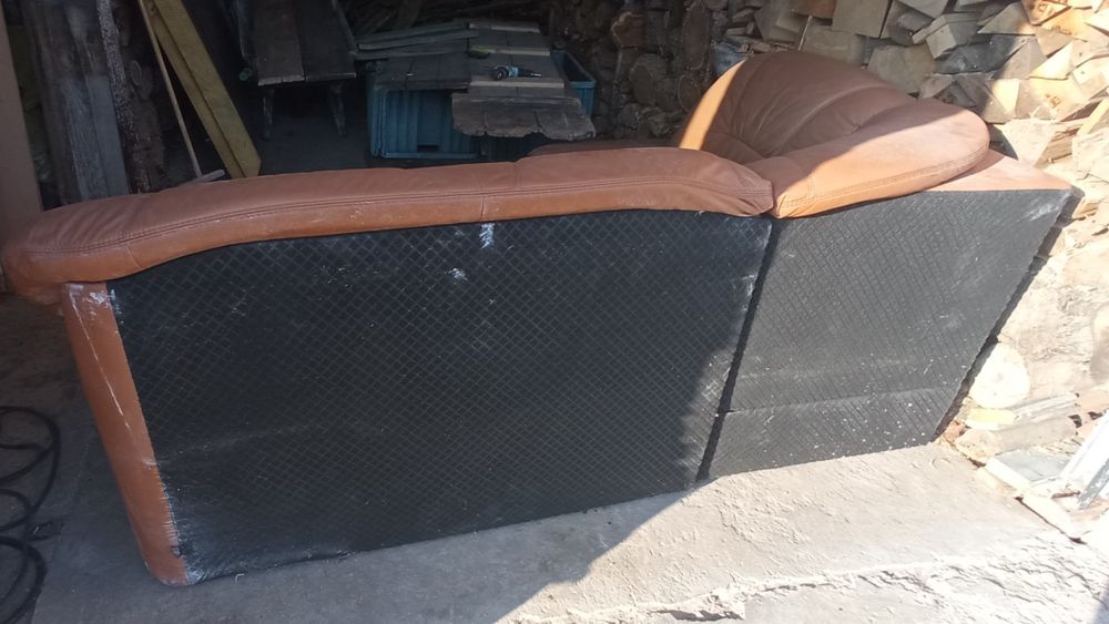 Narożnik, sofa, kanapa, skórzana 1,5 x 2,3 m