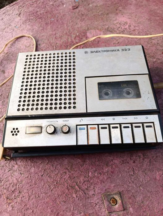 Магнітофон Електроніка 322