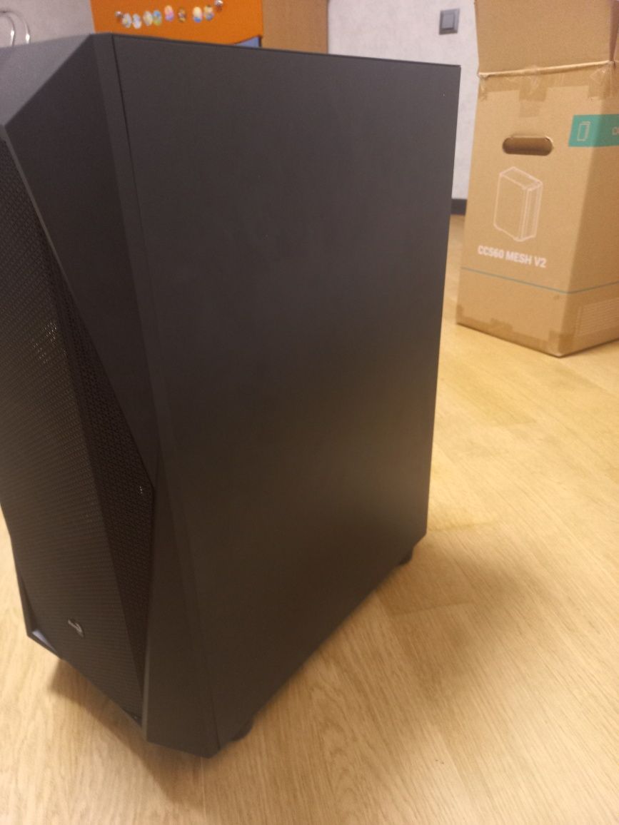 Корпус Aerocool falcon