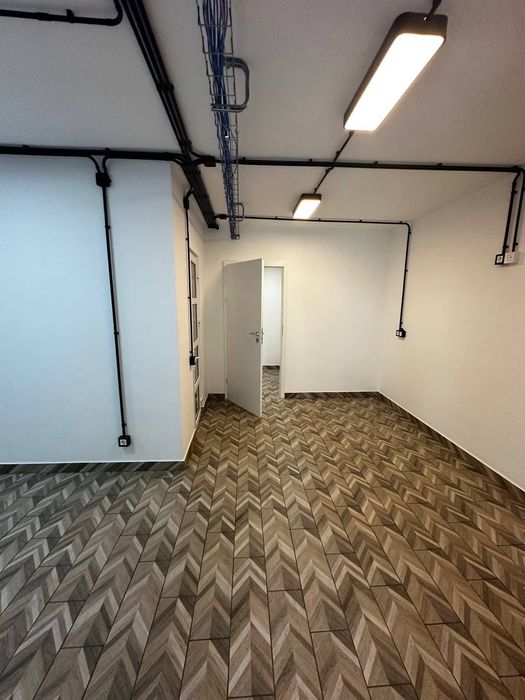 Оренда фасадного приміщення 80 м2 в центрі міста