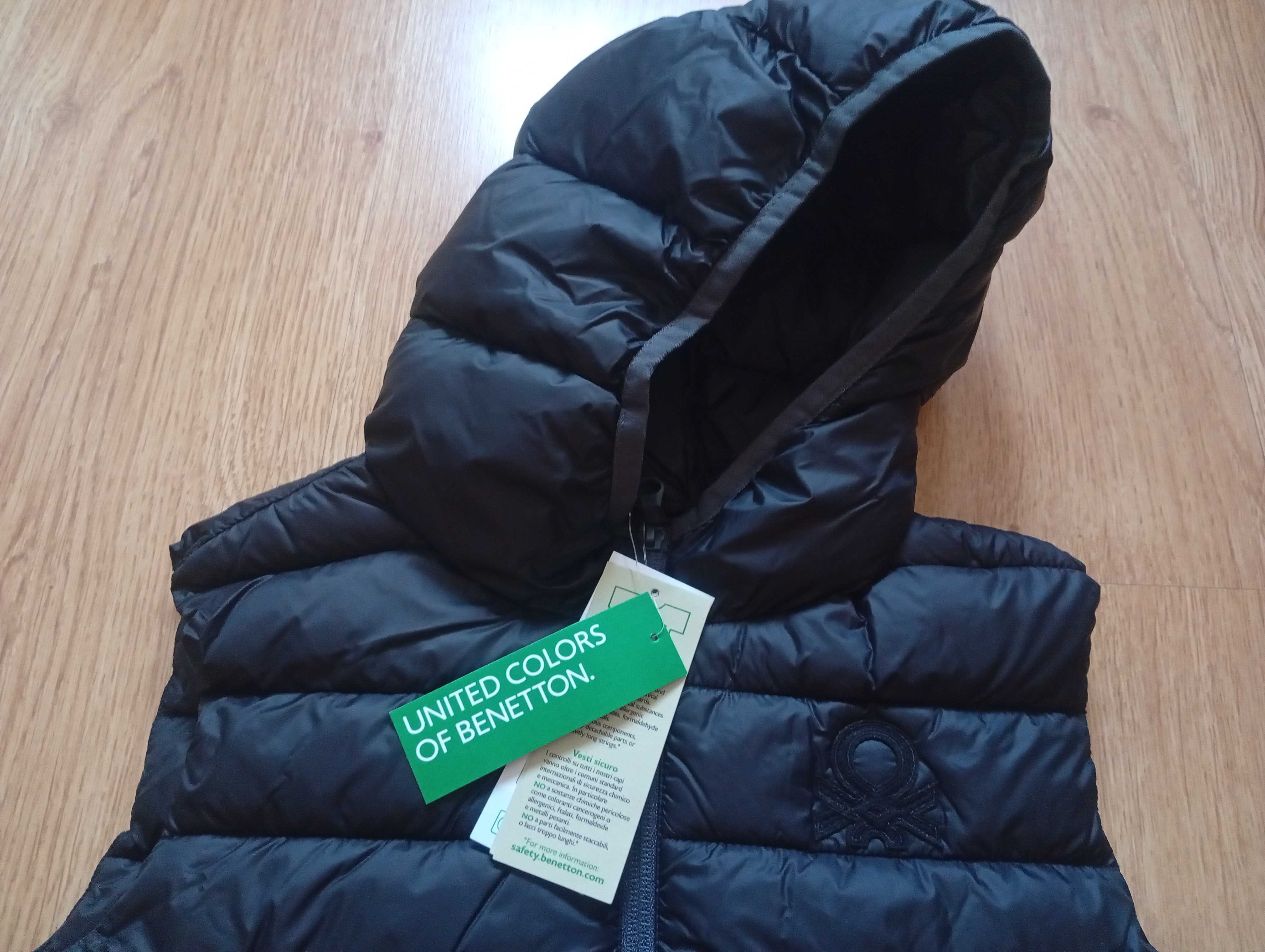 Colete acolchoado com capuz Benetton NOVO