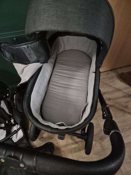 Wózek dziecięcy 3w1 firmy Quali, fotelik Cosmo isofix.