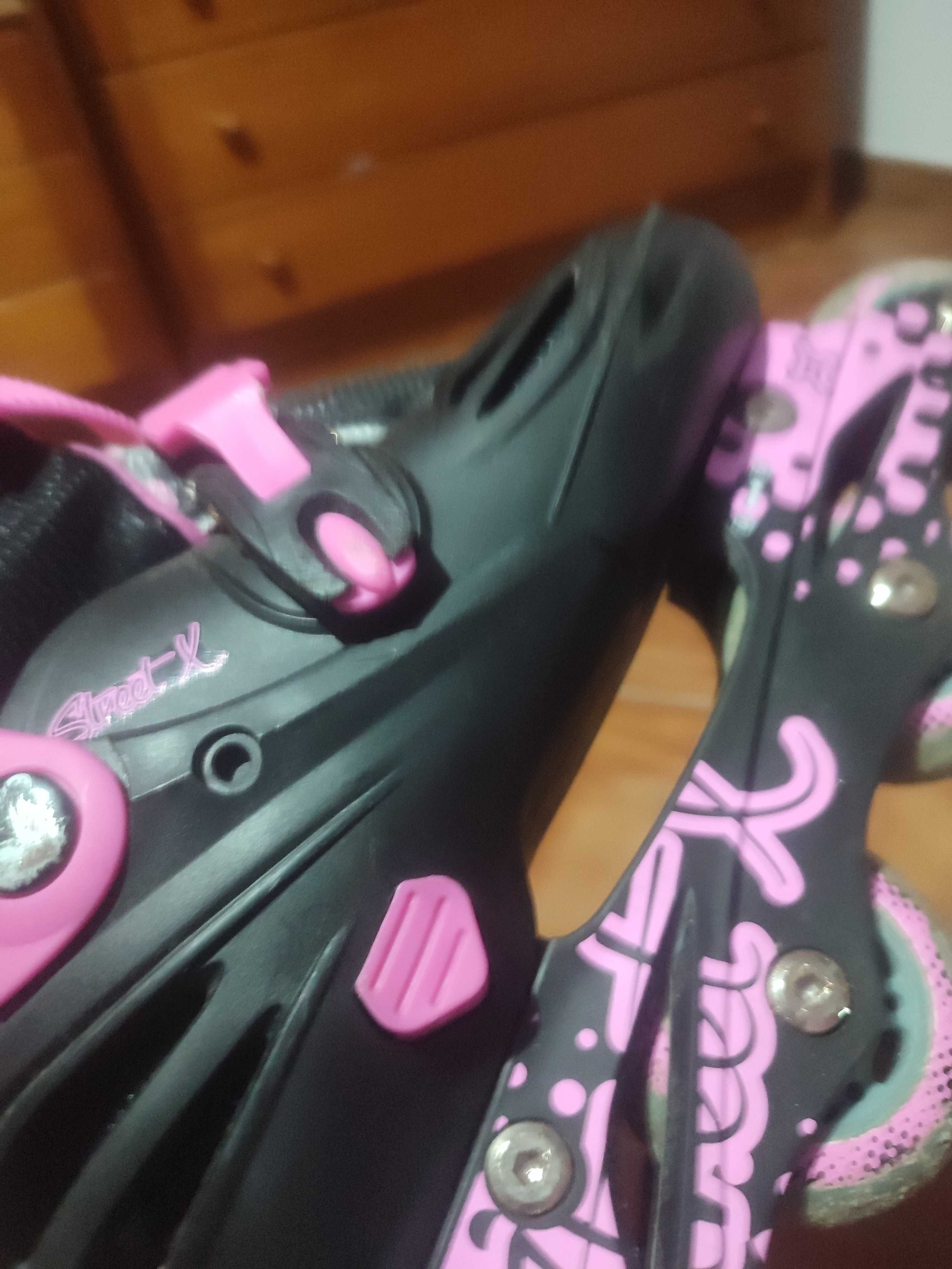 Patins Street x com equipamentos de proteção